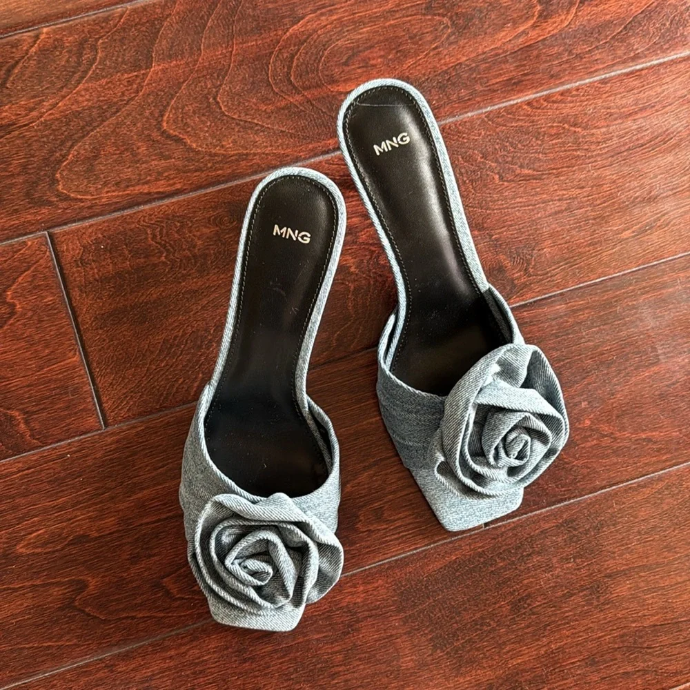 Mango Rosette Heels - Picture 3 of 7